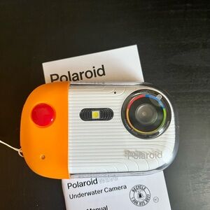 Polaroid White and Black USB Charging Cable